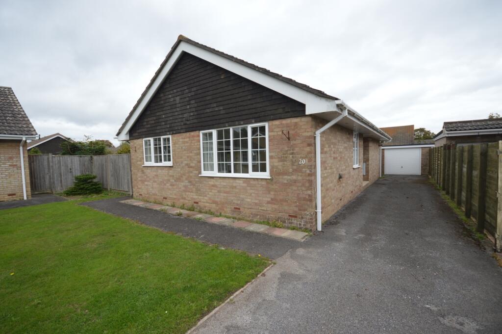 2 bed Bungalow for rent in Lymington. From Hayward Fox - Lymington