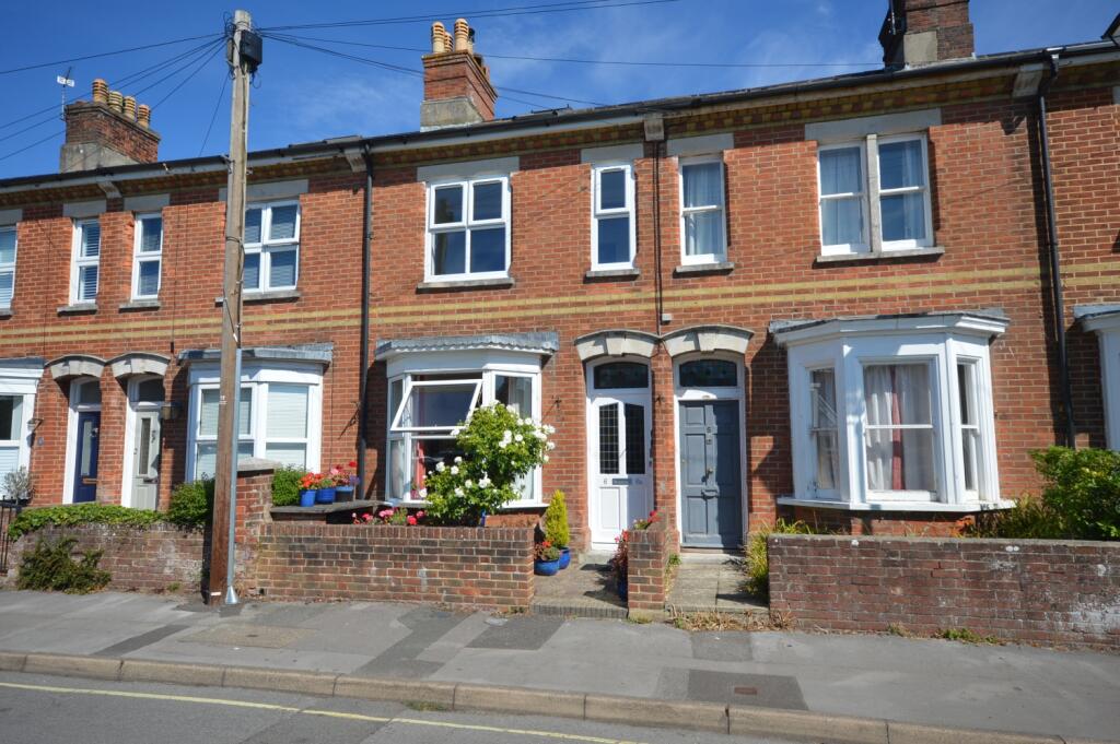 2 bed Annexe for rent in Lymington. From Hayward Fox - Lymington 2 bed Annexe for rent in Lymington. From Hayward Fox - Lymington