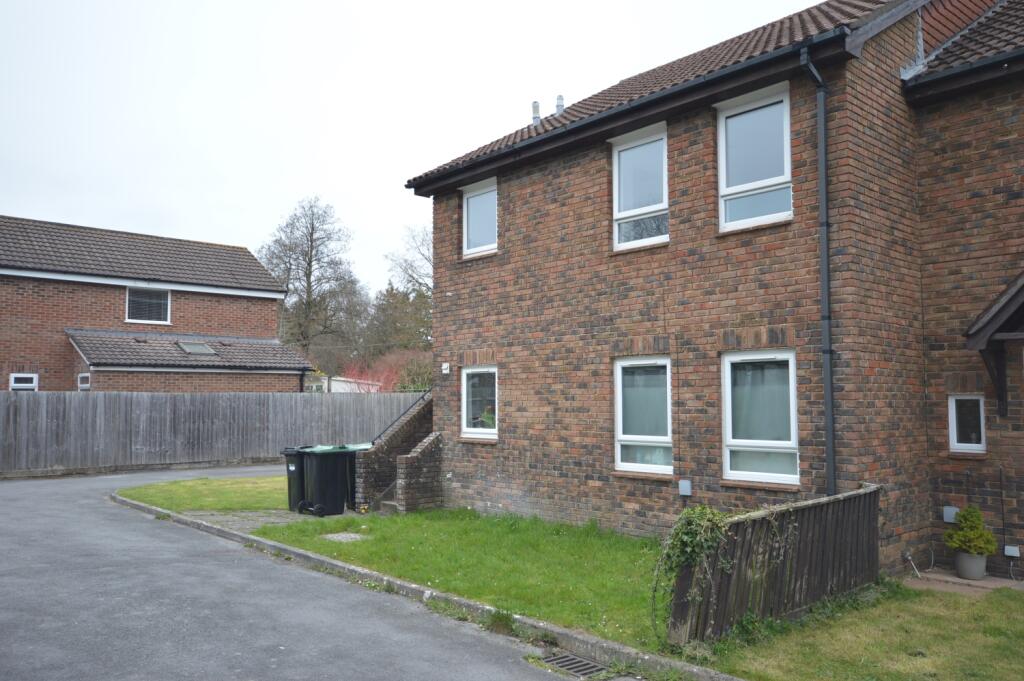 0 bed Studio for rent in Walhampton. From Hayward Fox - Lymington