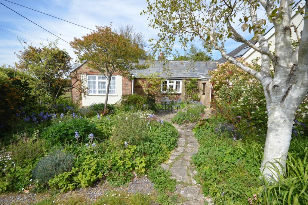 1 bed Semi-detached bungalow for rent in East Boldre. From Hayward Fox - Lymington