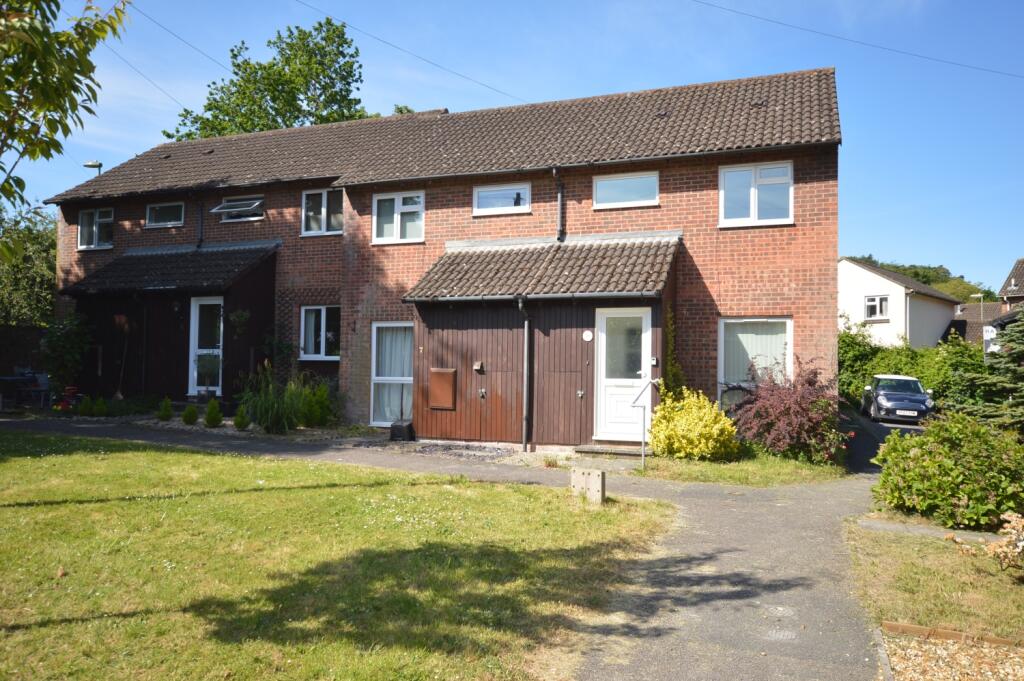 2 bed End of Terrace for rent in Walhampton. From Hayward Fox - Lymington 2 bed End of Terrace for rent in Walhampton. From Hayward Fox - Lymington