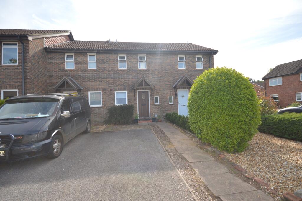 2 bed Mid Terraced House for rent in Walhampton. From Hayward Fox - Lymington 2 bed Mid Terraced House for rent in Walhampton. From Hayward Fox - Lymington