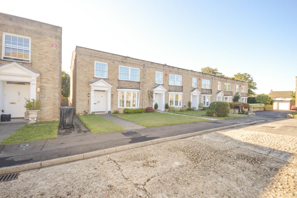 4 bed End of Terrace for rent in Lymington. From Hayward Fox - Lymington