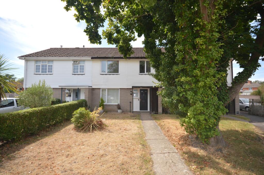 3 bed Mid Terraced House for rent in Lymington. From Hayward Fox - Lymington 3 bed Mid Terraced House for rent in Lymington. From Hayward Fox - Lymington