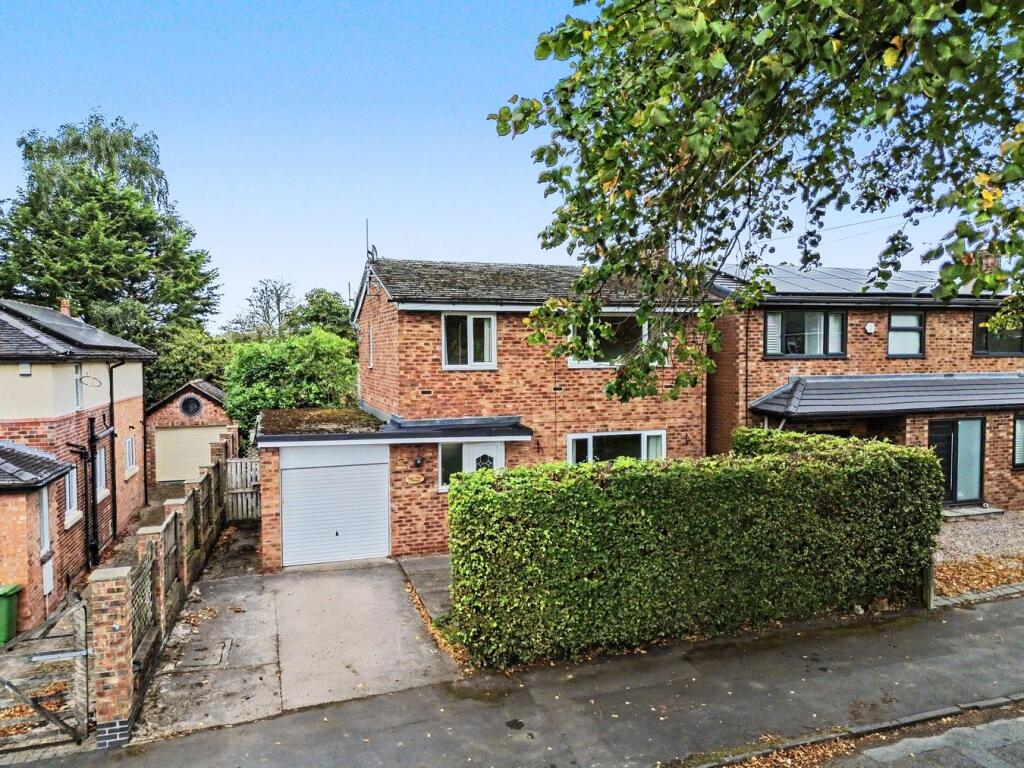 3 bed Detached for rent in Alderley Edge. From Michael J Chapman - Alderley Edge 3 bed Detached for rent in Alderley Edge. From Michael J Chapman - Alderley Edge