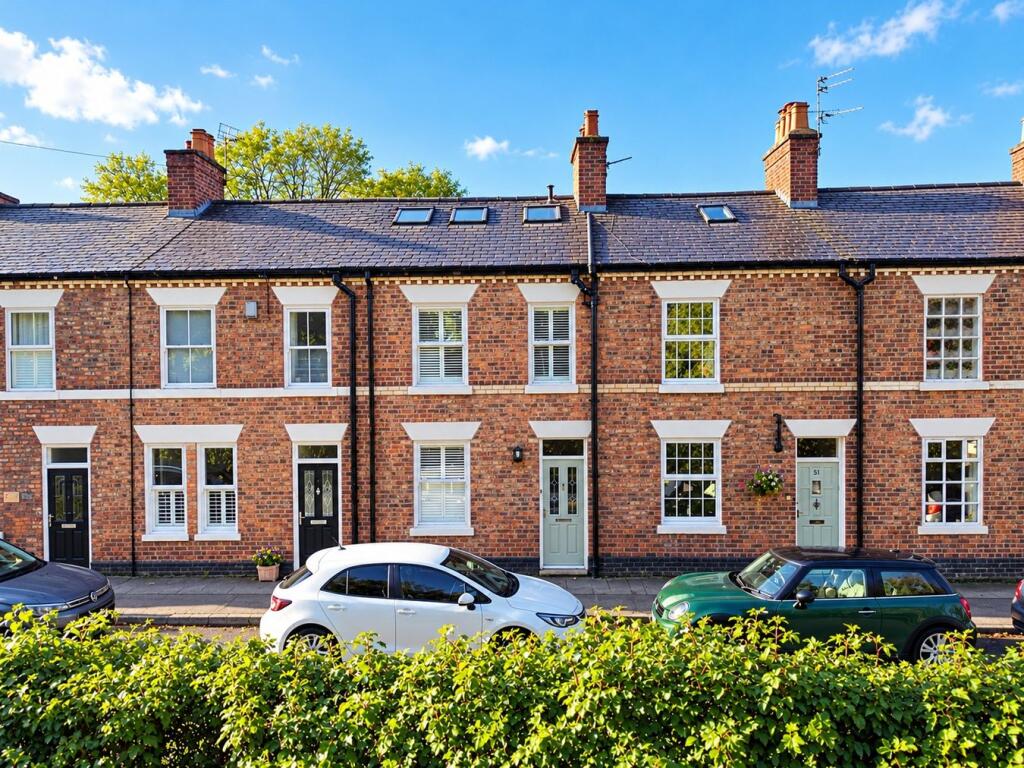 3 bed Town House for rent in Alderley Edge. From Michael J Chapman - Alderley Edge