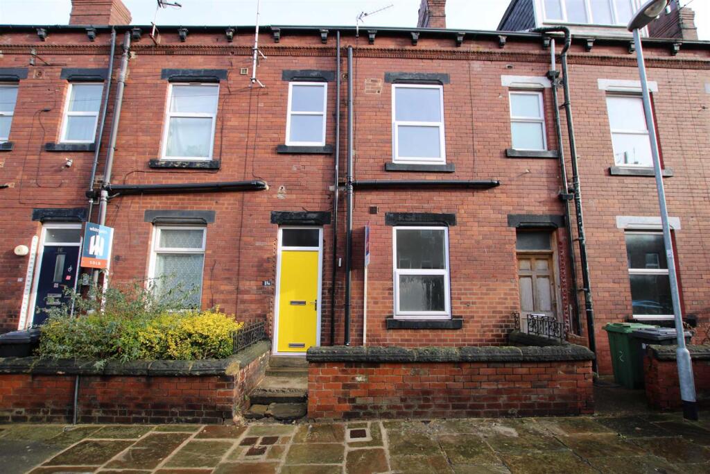 1 bed Apartment for rent in Leeds. From Kath Wells Estate Agents - Wortley