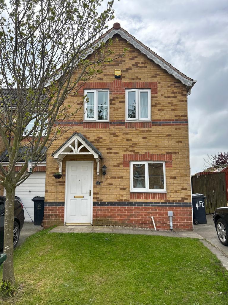 3 bed Semi Detached for rent in Tong. From Kath Wells Estate Agents - Wortley