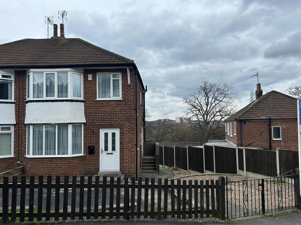 3 bed Semi Detached for rent in Leeds. From Kath Wells Estate Agents - Wortley