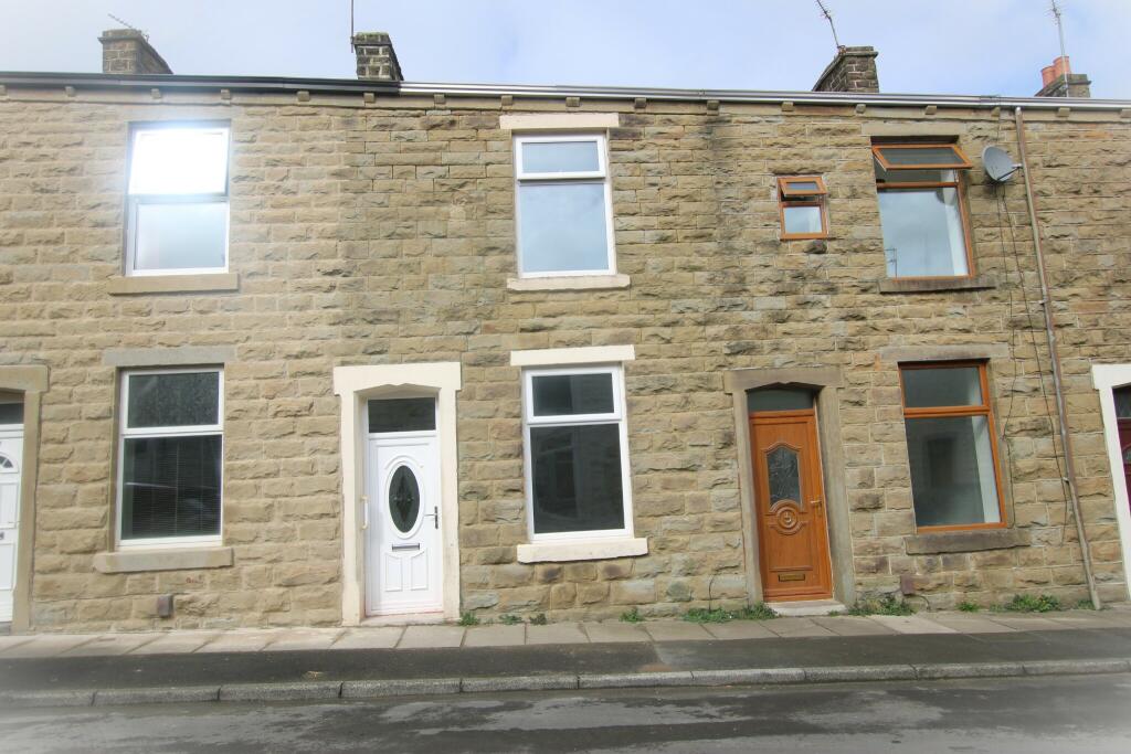 2 bed Mid Terraced House for rent in Blackburn. From Crown Estate & Letting Agents - Blackburn 2 bed Mid Terraced House for rent in Blackburn. From Crown Estate & Letting Agents - Blackburn