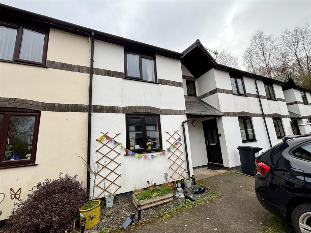 2 bed Mid Terraced House for rent in Llanbrynmair. From Morris Marshall & Poole - Newtown