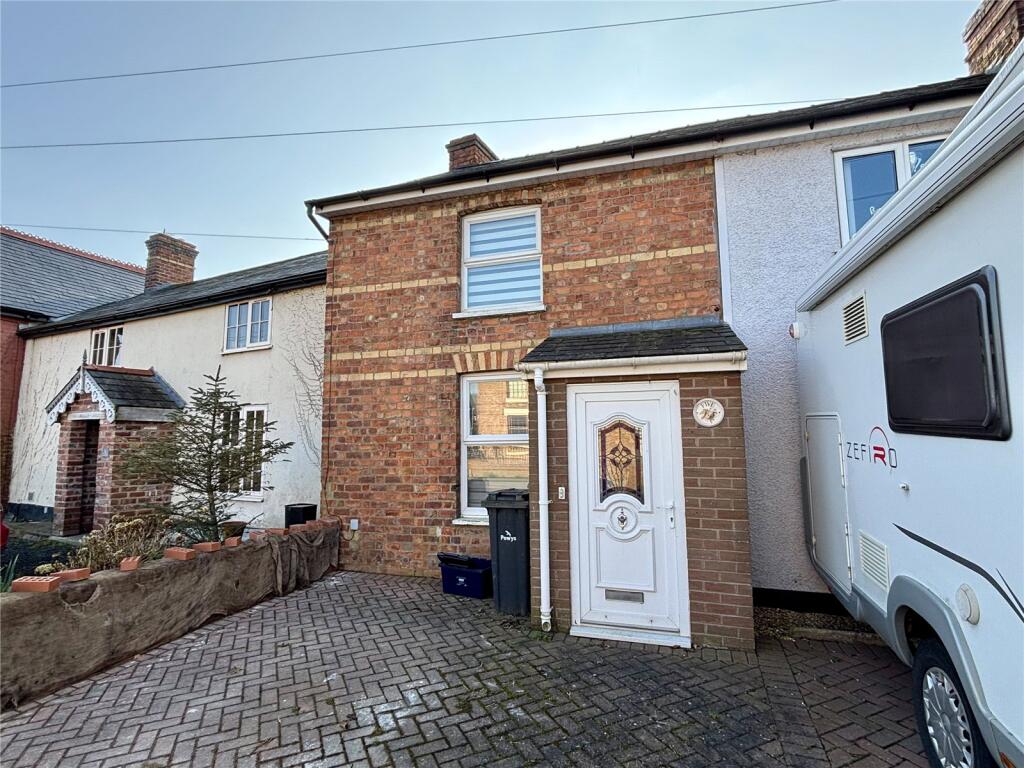 2 bed Mid Terraced House for rent in Caersws. From Morris Marshall & Poole - Newtown