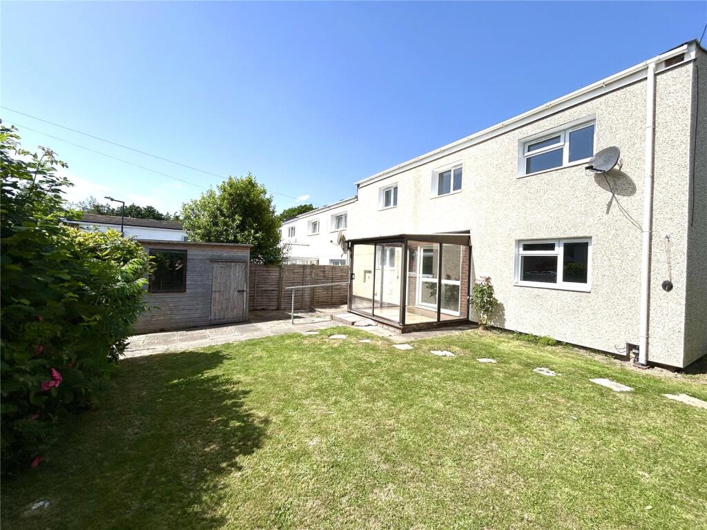 3 bed Semi Detached for rent in Y Drenewydd. From Morris Marshall & Poole - Newtown