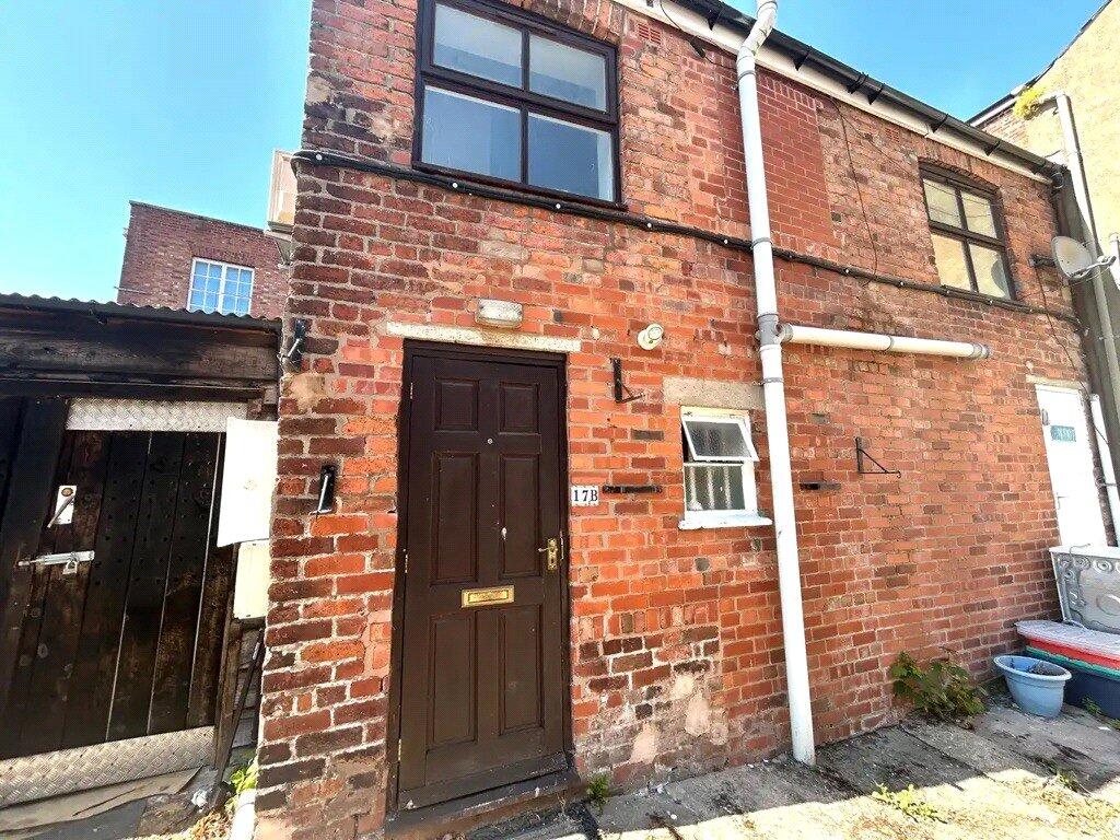 1 bed 1st Floor Flat for rent in Y Drenewydd. From Morris Marshall & Poole - Newtown