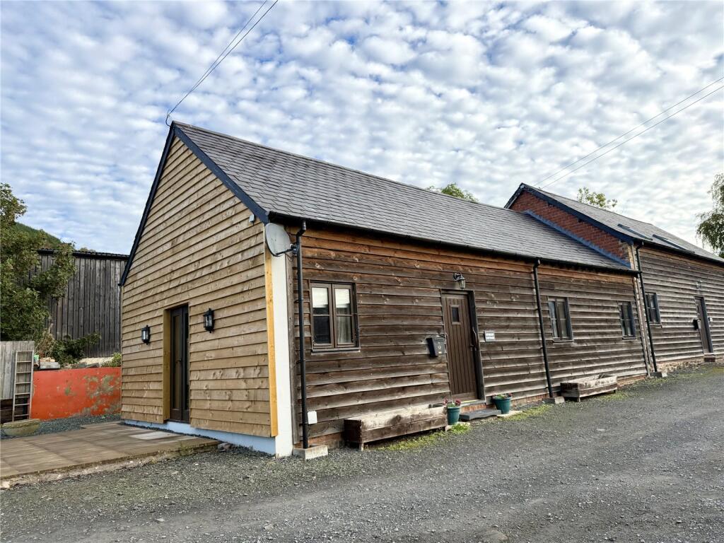 2 bed Bungalow for rent in Llanwnog. From Morris Marshall & Poole - Newtown