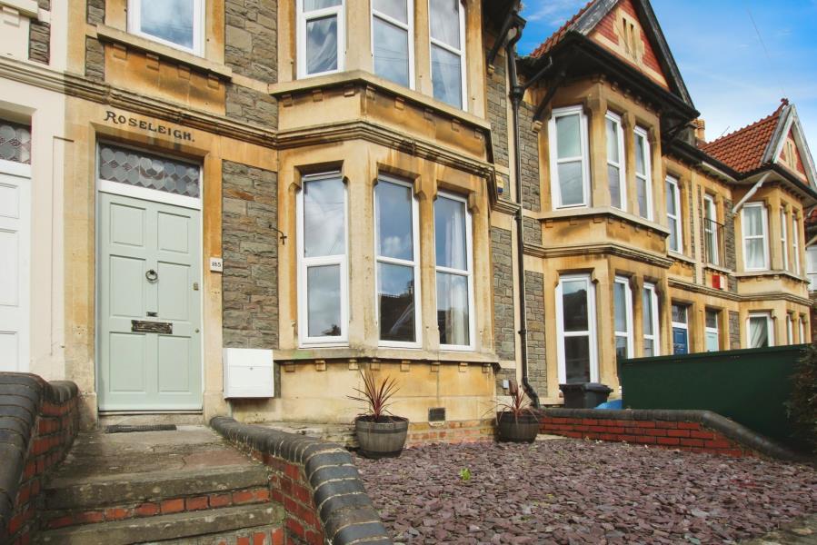 4 bed Mid Terraced House for rent in Bristol. From Ocean - Land & New Homes