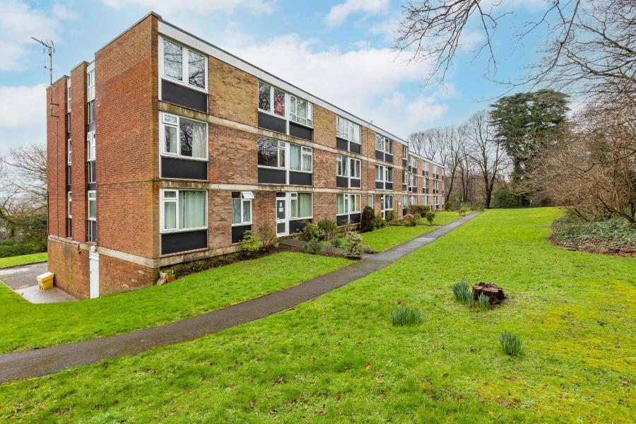 2 bed Apartment for rent in Cribbs Causeway. From Ocean - Land & New Homes 2 bed Apartment for rent in Cribbs Causeway. From Ocean - Land & New Homes