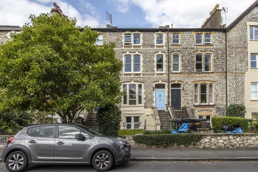 2 bed 1st Floor Flat for rent in Bristol. From Ocean - Land & New Homes