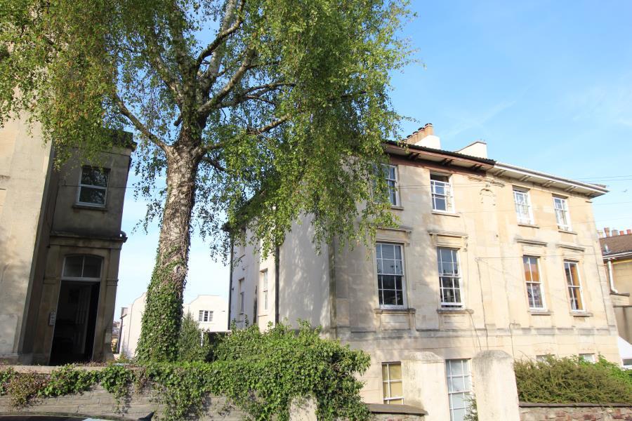 2 bed 1st Floor Flat for rent in Bristol. From Ocean - Land & New Homes 2 bed 1st Floor Flat for rent in Bristol. From Ocean - Land & New Homes