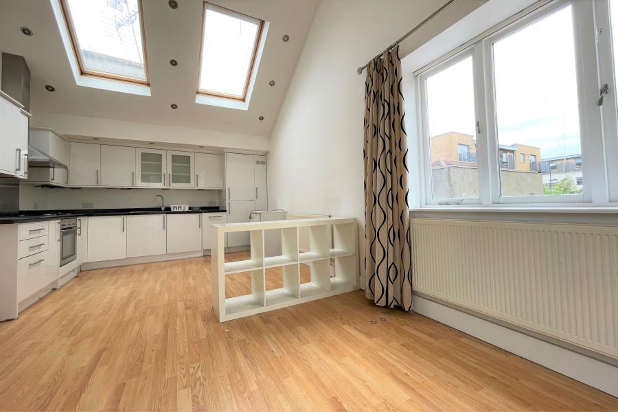 2 bed 1st Floor Flat for rent in Bristol. From Ocean - Land & New Homes