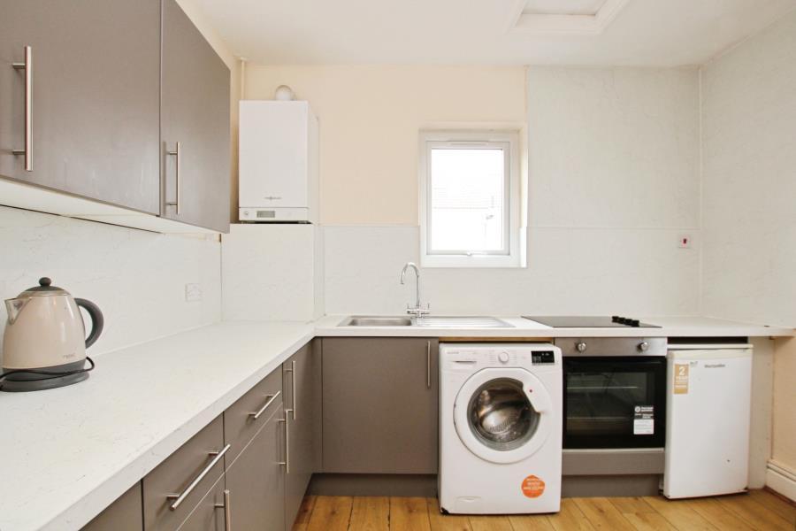 4 bed Annexe for rent in Bristol. From Ocean - Land & New Homes