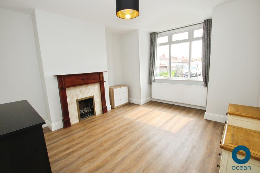 1 bed House Share for rent in Whiteway. From Ocean - Downend