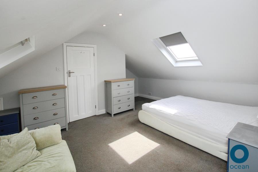 1 bed House Share for rent in Whiteway. From Ocean - Downend