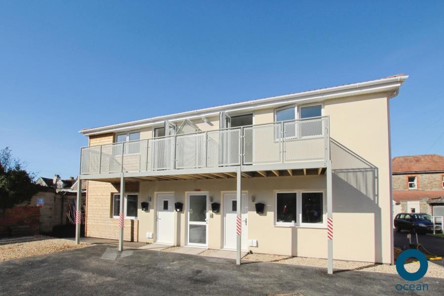 2 bed 1st Floor Flat for rent in Crofts End. From Ocean - Downend