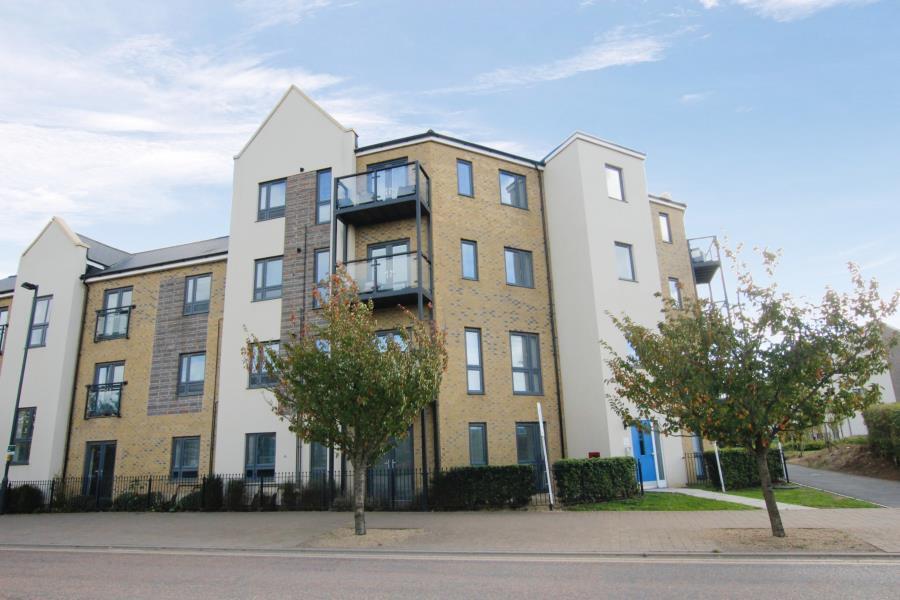 2 bed 1st Floor Flat for rent in Frenchay. From Ocean - Downend