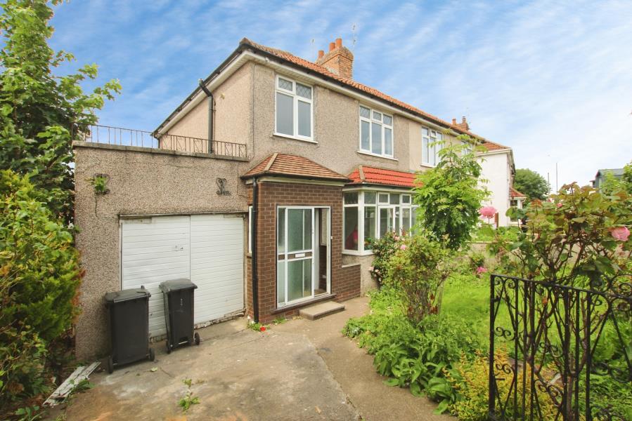 4 bed Mid Terraced House for rent in Crofts End. From Ocean - Downend 4 bed Mid Terraced House for rent in Crofts End. From Ocean - Downend