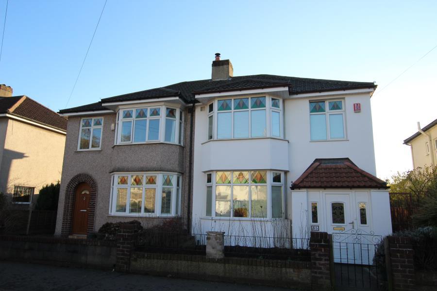 3 bed Semi Detached for rent in Broomhill. From Ocean - Downend 3 bed Semi Detached for rent in Broomhill. From Ocean - Downend