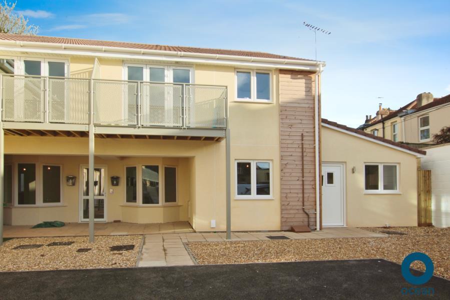 2 bed 1st Floor Flat for rent in Crofts End. From Ocean - Downend 2 bed 1st Floor Flat for rent in Crofts End. From Ocean - Downend