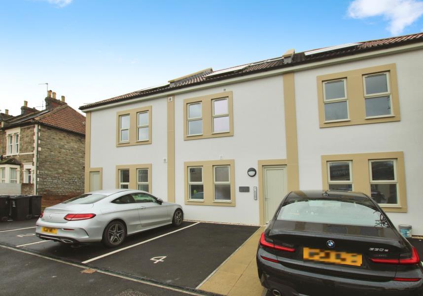 1 bed 1st Floor Flat for rent in Hillfields. From Ocean - Downend 1 bed 1st Floor Flat for rent in Hillfields. From Ocean - Downend