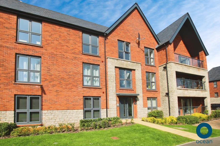 2 bed 1st Floor Flat for rent in Frenchay. From Ocean - Downend