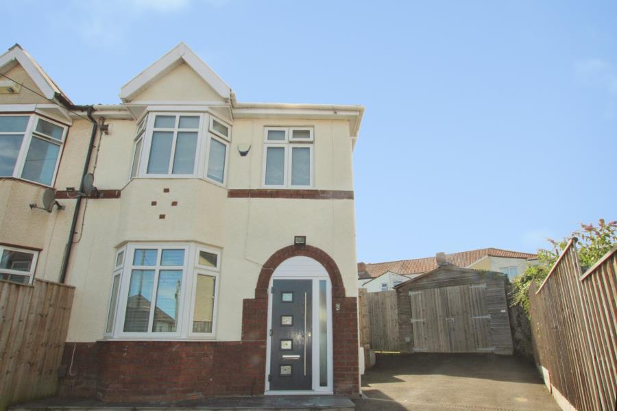 3 bed Mid Terraced House for rent in Two Mile Hill. From Ocean - Downend 3 bed Mid Terraced House for rent in Two Mile Hill. From Ocean - Downend