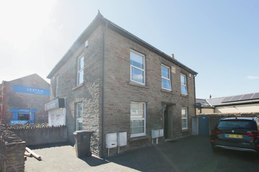 2 bed 1st Floor Flat for rent in Hillfields. From Ocean - Downend 2 bed 1st Floor Flat for rent in Hillfields. From Ocean - Downend