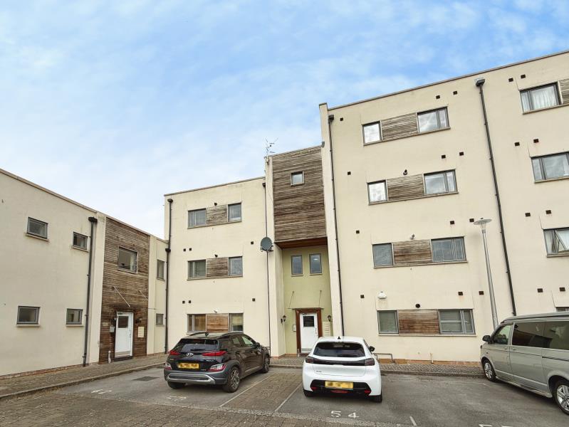 2 bed 1st Floor Flat for rent in Portishead. From Ocean - Portishead