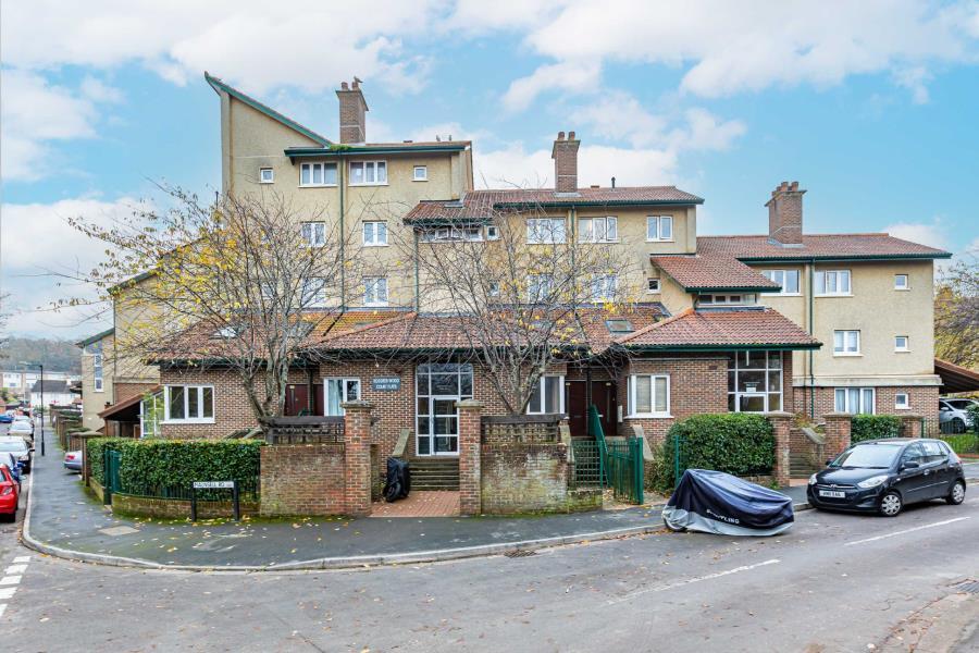 2 bed Apartment for rent in . From Ocean - Portishead