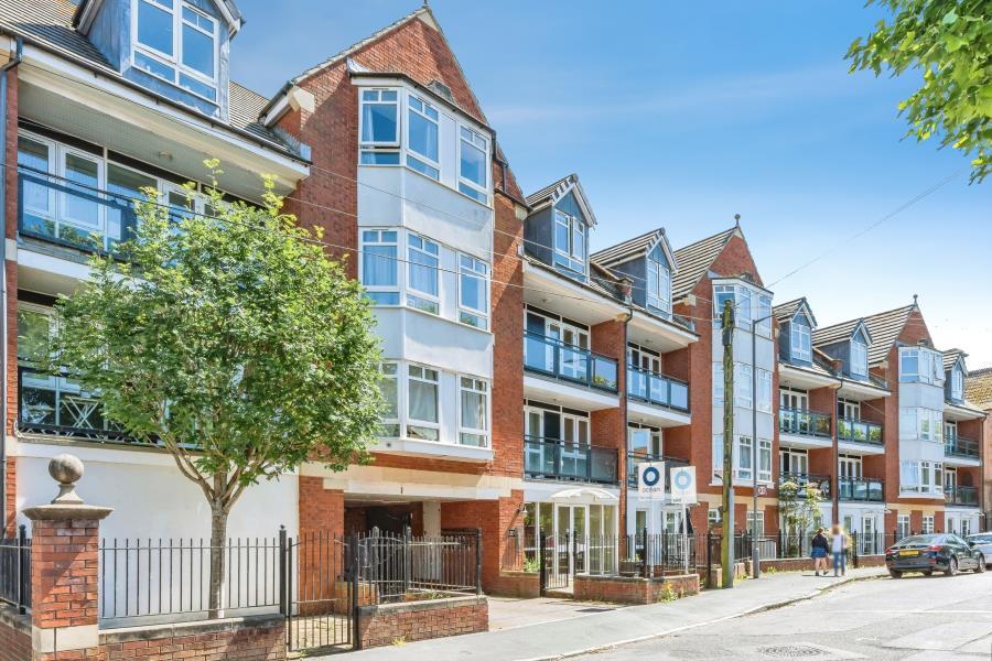 2 bed Apartment for rent in Pill. From Ocean - Portishead 2 bed Apartment for rent in Pill. From Ocean - Portishead