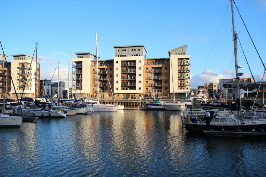 2 bed Apartment for rent in Portishead. From Ocean - Portishead