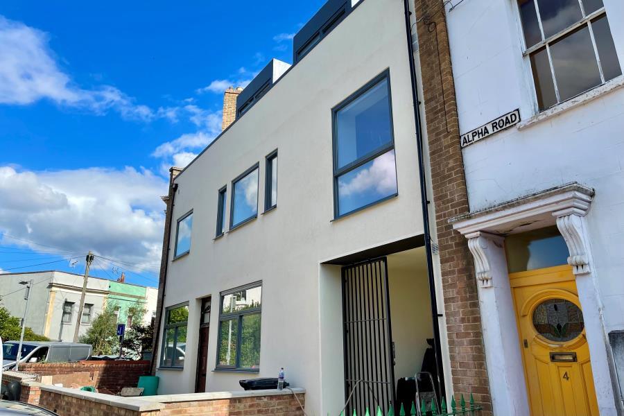 3 bed 1st Floor Flat for rent in Bower Ashton. From Ocean - Southville