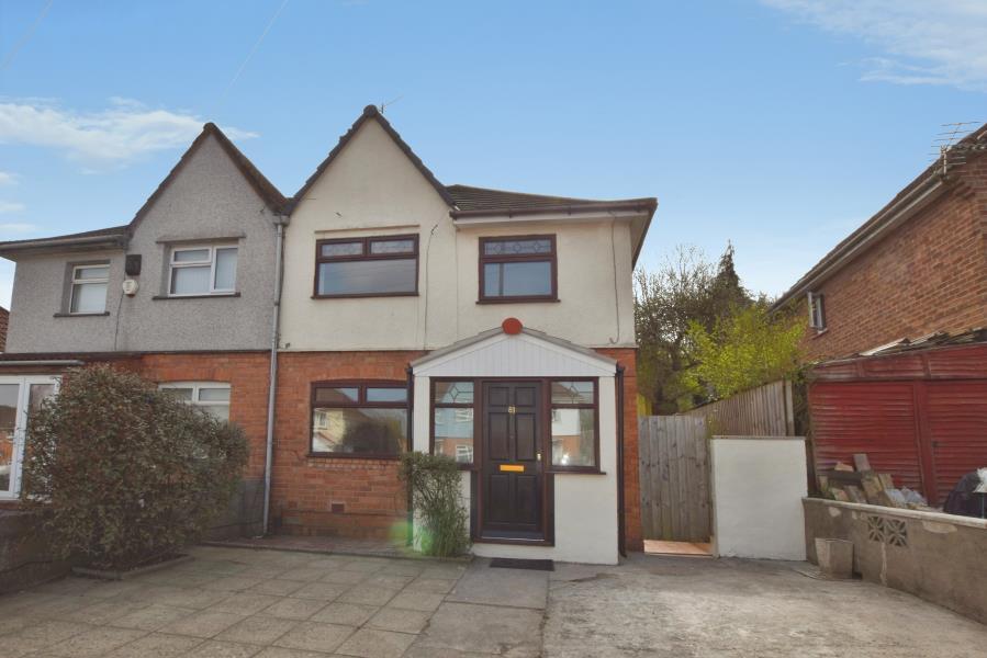 3 bed Mid Terraced House for rent in Ashton Vale. From Ocean - Southville 3 bed Mid Terraced House for rent in Ashton Vale. From Ocean - Southville