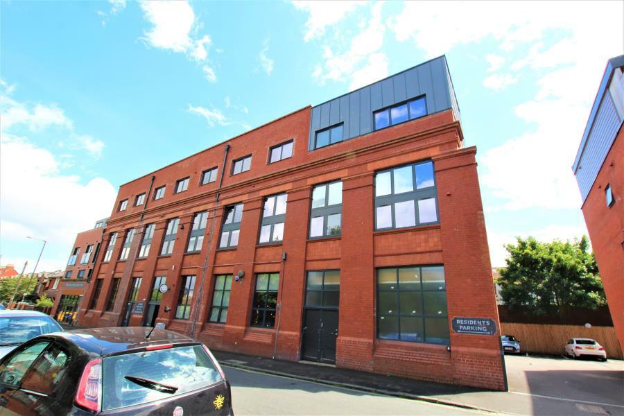 2 bed 1st Floor Flat for rent in Bower Ashton. From Ocean - Southville