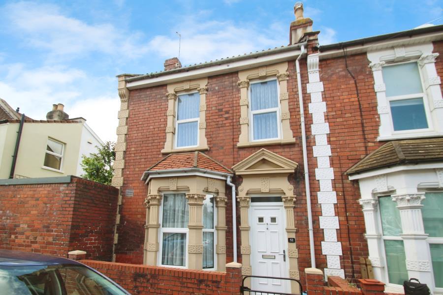 2 bed Mid Terraced House for rent in Ashton Vale. From Ocean - Southville
