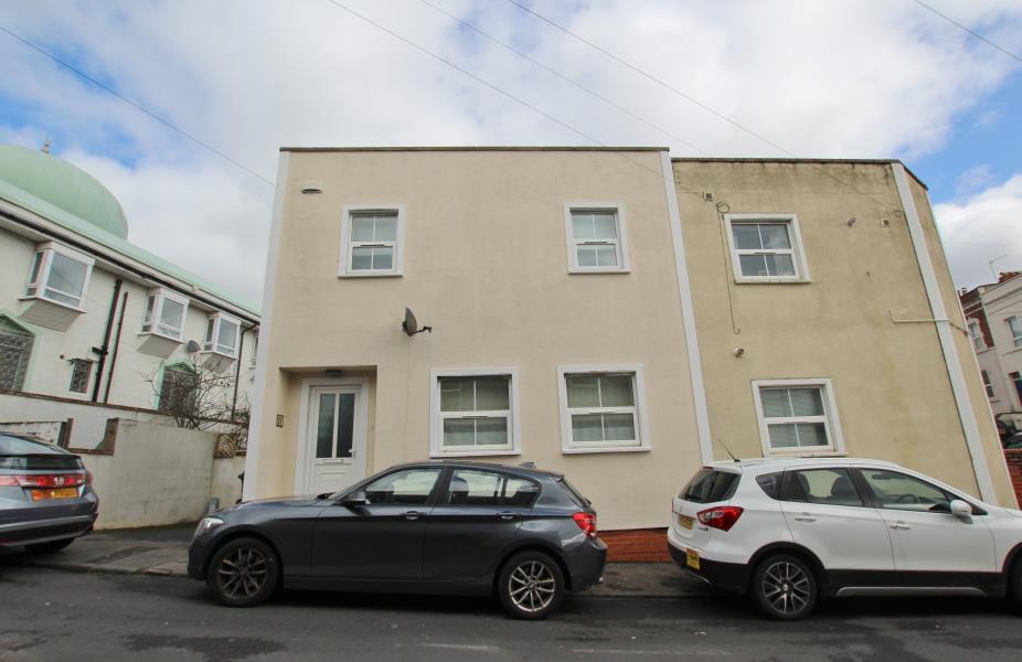 2 bed Mid Terraced House for rent in Ashton Vale. From Ocean - Southville 2 bed Mid Terraced House for rent in Ashton Vale. From Ocean - Southville