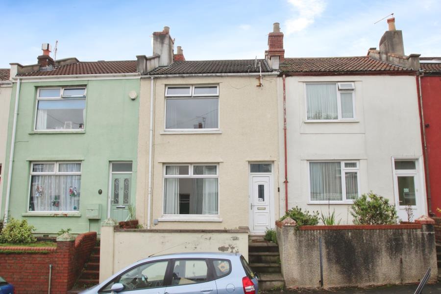 2 bed Mid Terraced House for rent in Bower Ashton. From Ocean - Southville
