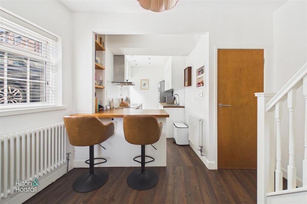 2 bed End of Terrace for rent in Barrowford. From Hilton & Horsfall Estate Agents - Barrowford