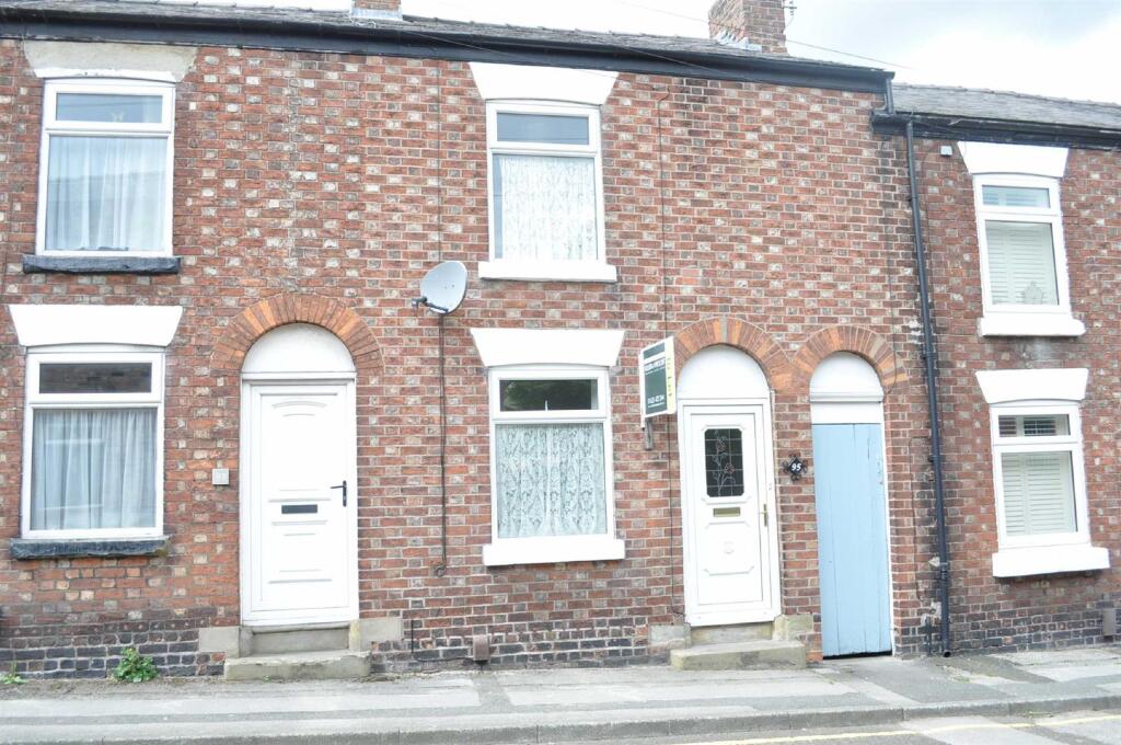 2 bed Detached for rent in Macclesfield. From Holden & Prescott - Macclesfield