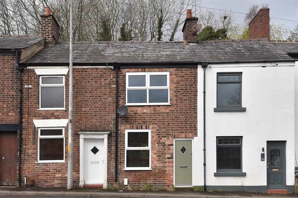 2 bed Mid Terraced House for rent in Sutton Lane Ends. From Holden & Prescott - Macclesfield 2 bed Mid Terraced House for rent in Sutton Lane Ends. From Holden & Prescott - Macclesfield