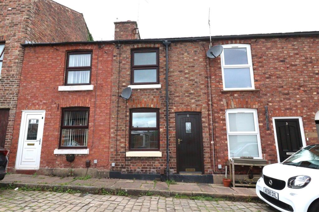 1 bed Detached for rent in Henbury. From Holden & Prescott - Macclesfield